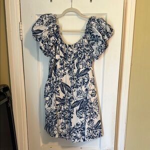 Abercrombie & Fitch Floral Puff Sleeve Dress